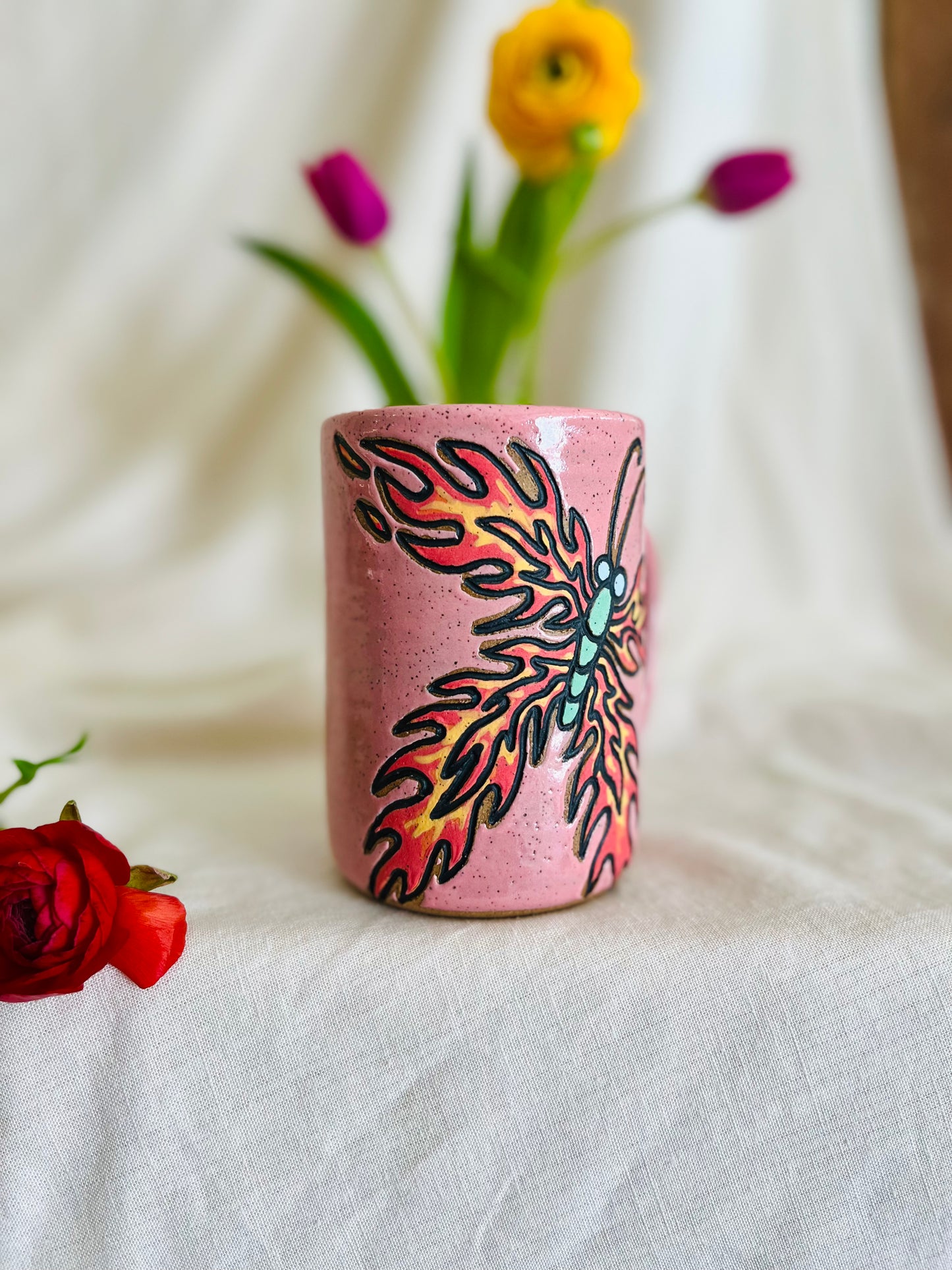 Firefly Mug: bubble gum pink