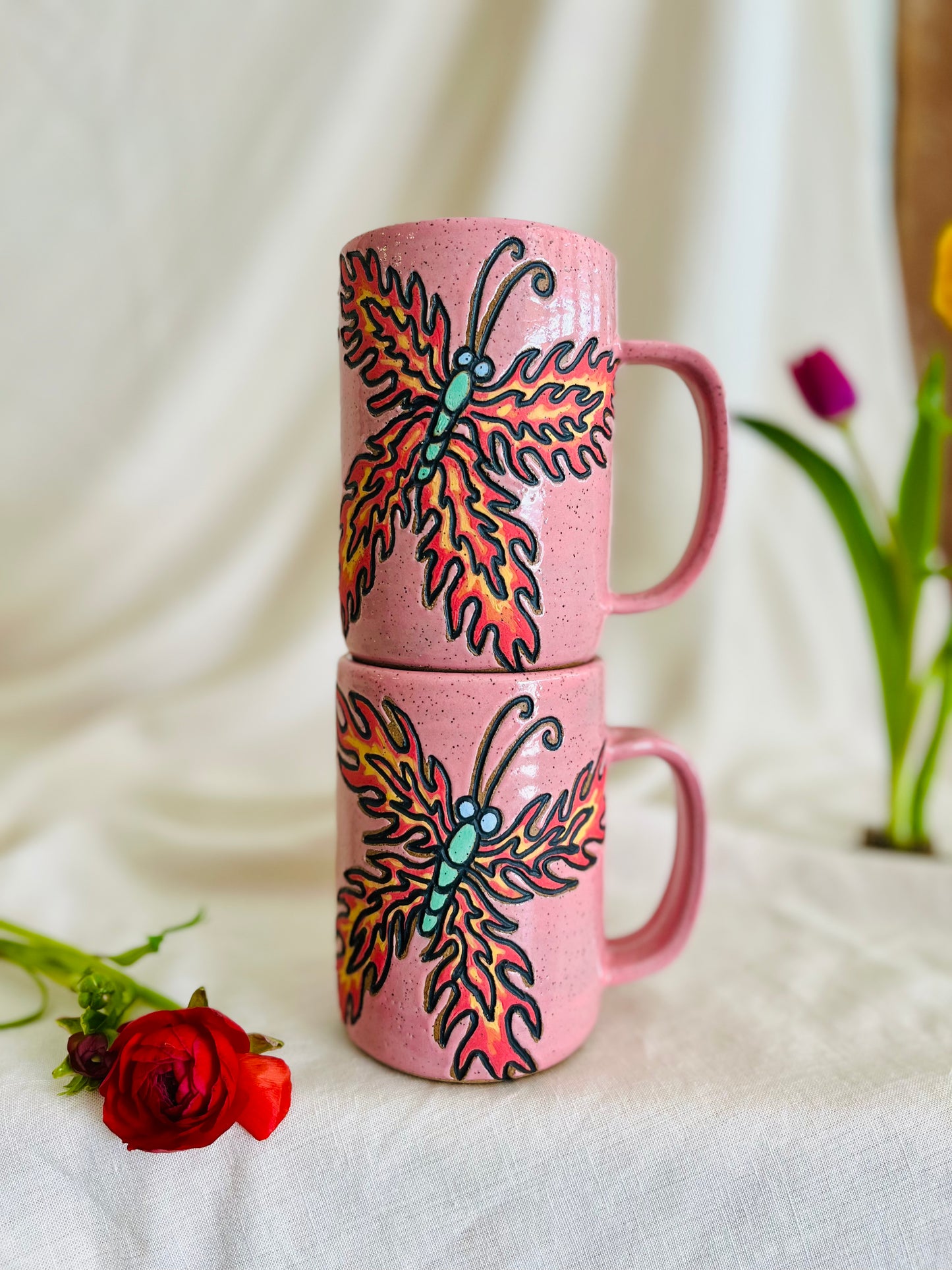 Firefly Mug: bubble gum pink