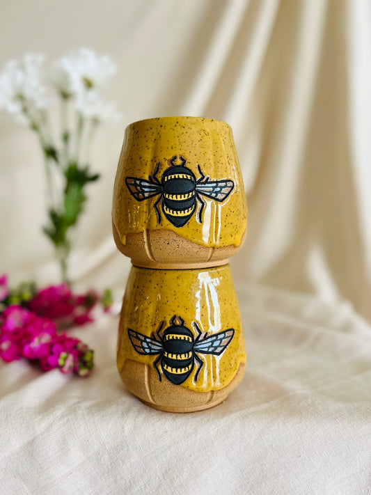 Bee Cup