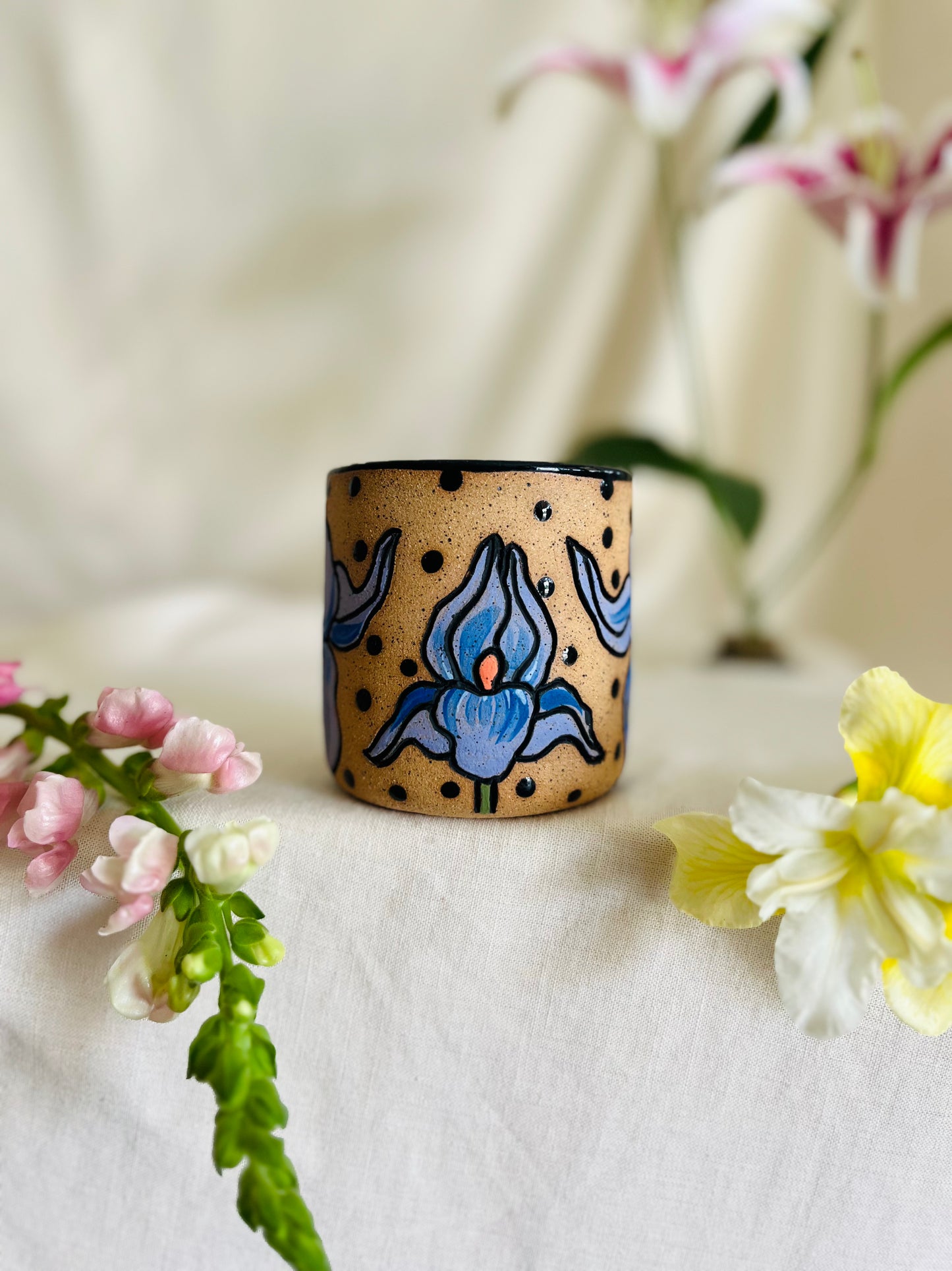 Iris Cup