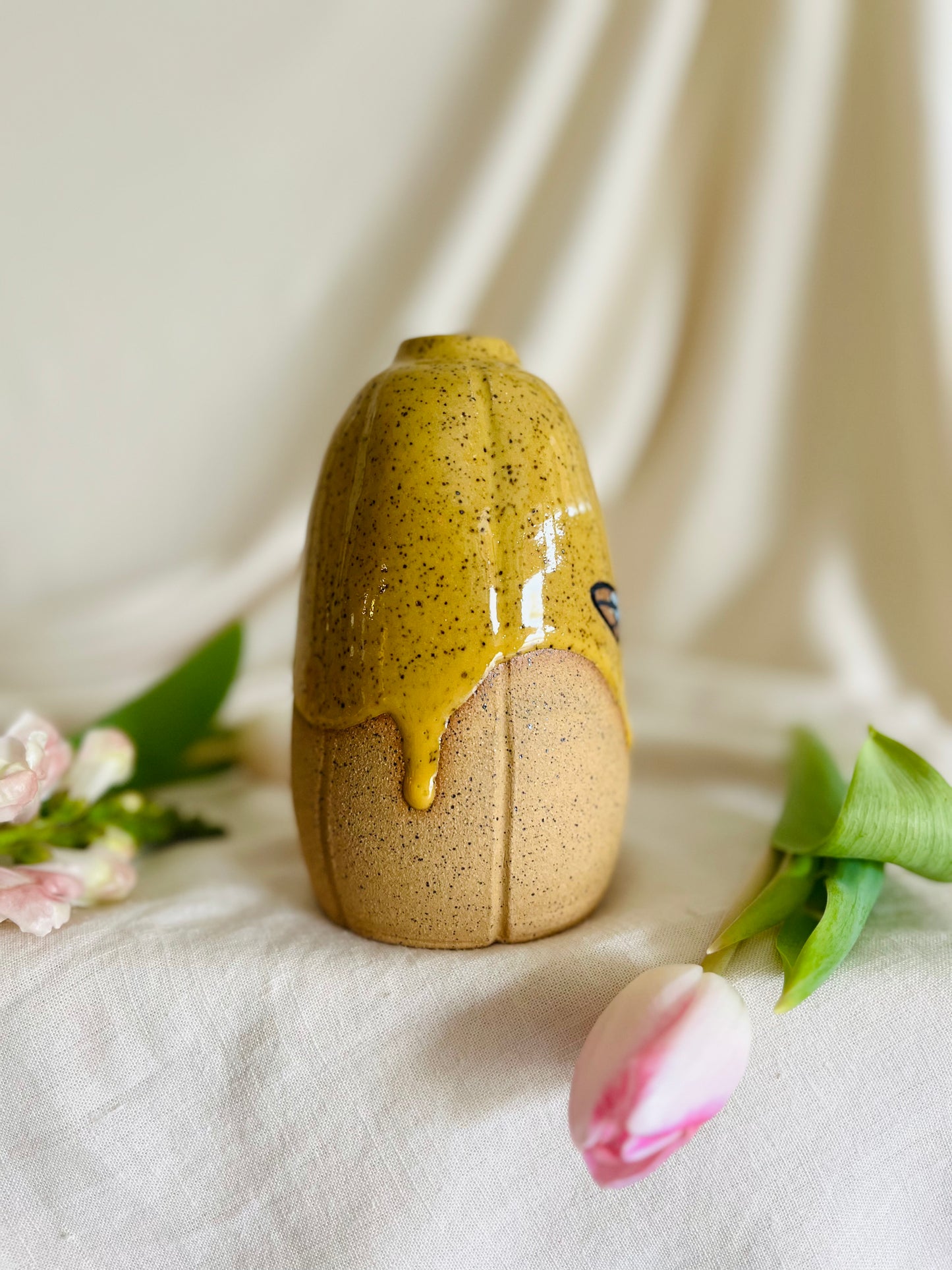 Bee Vase (small)
