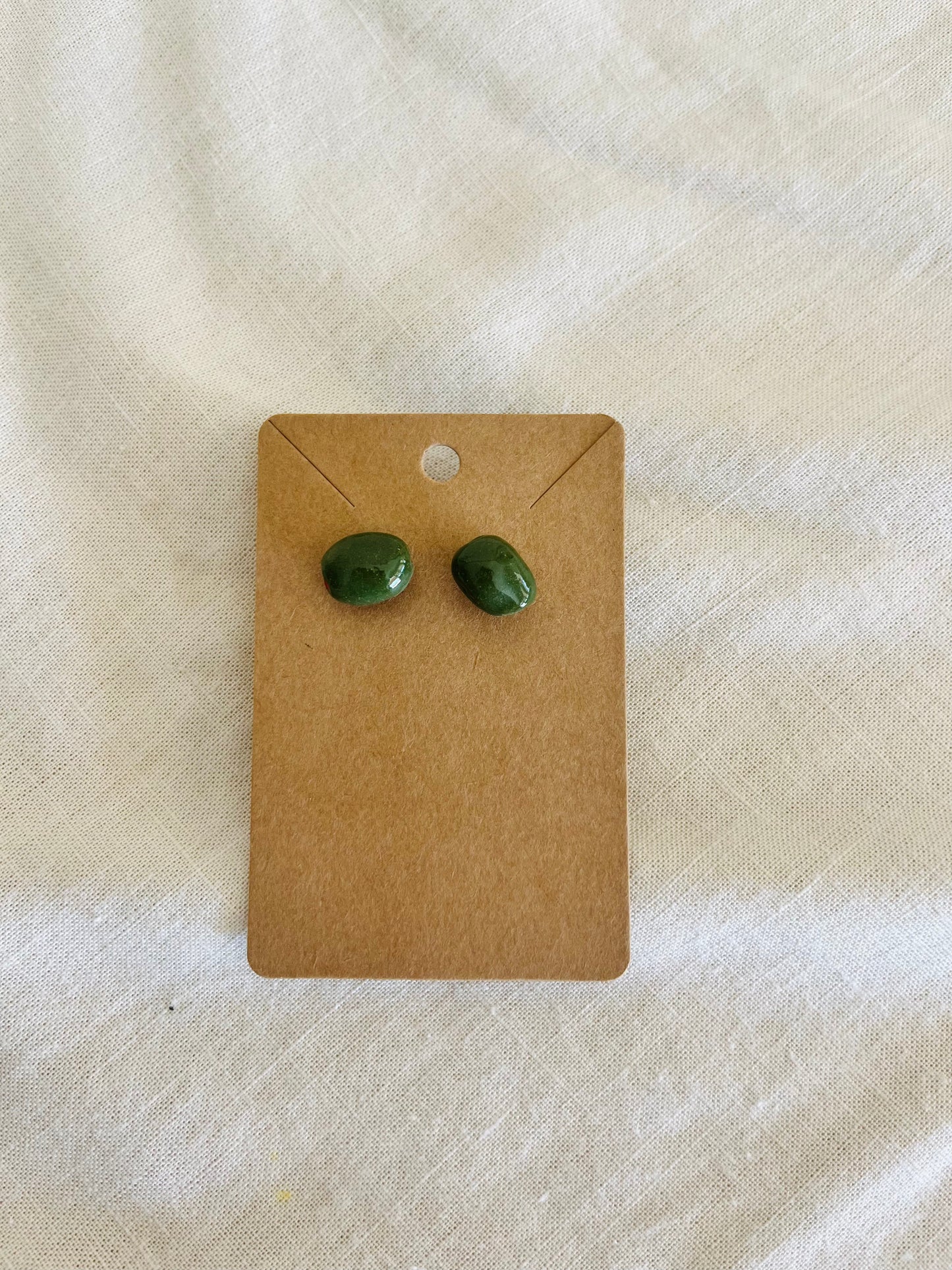 Earrings: studs