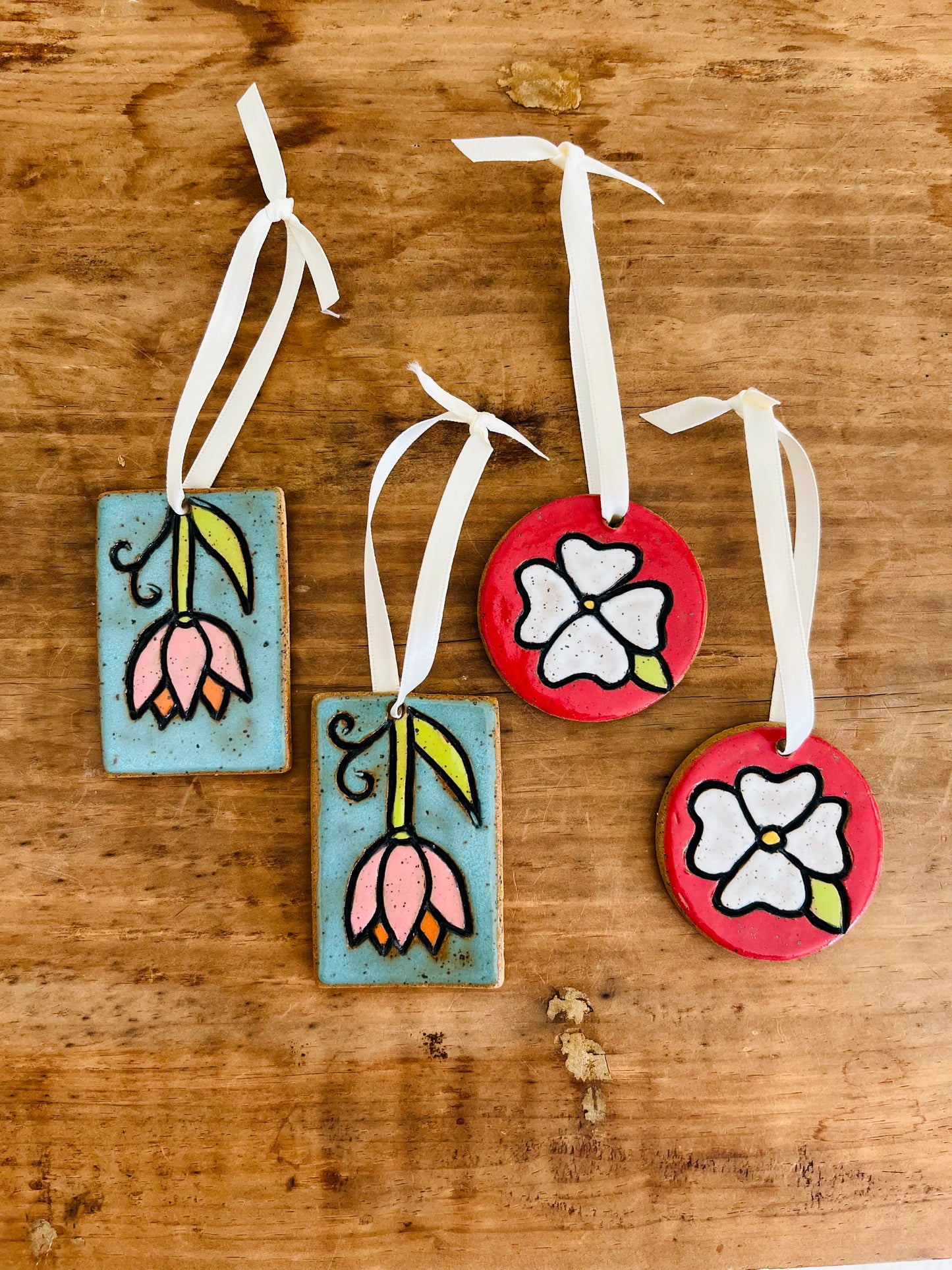 Ornament: stained glass (set of 2)