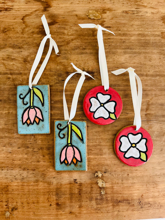 Ornament: stained glass (set of 2)