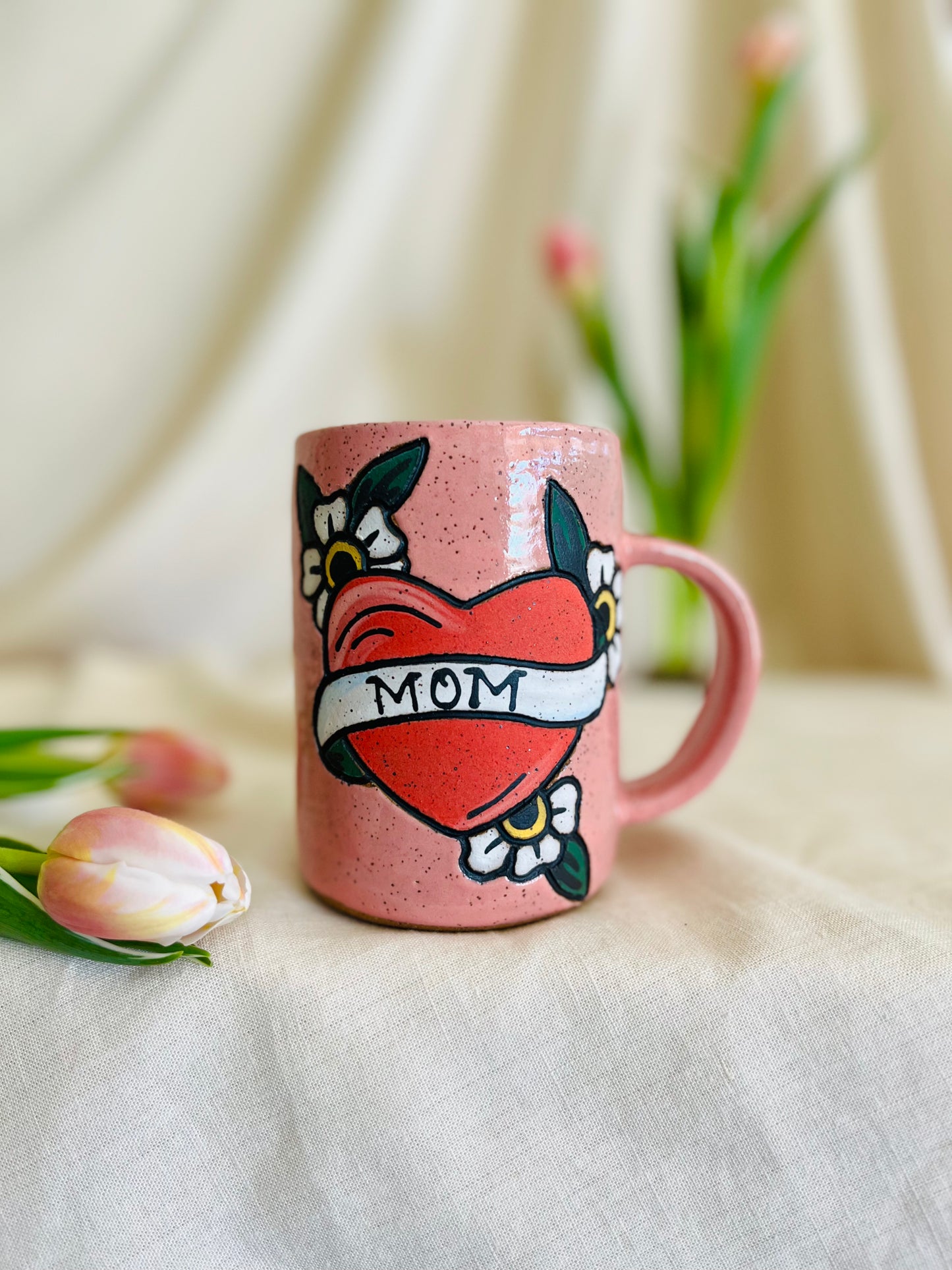 Heart Mom Mug- pink