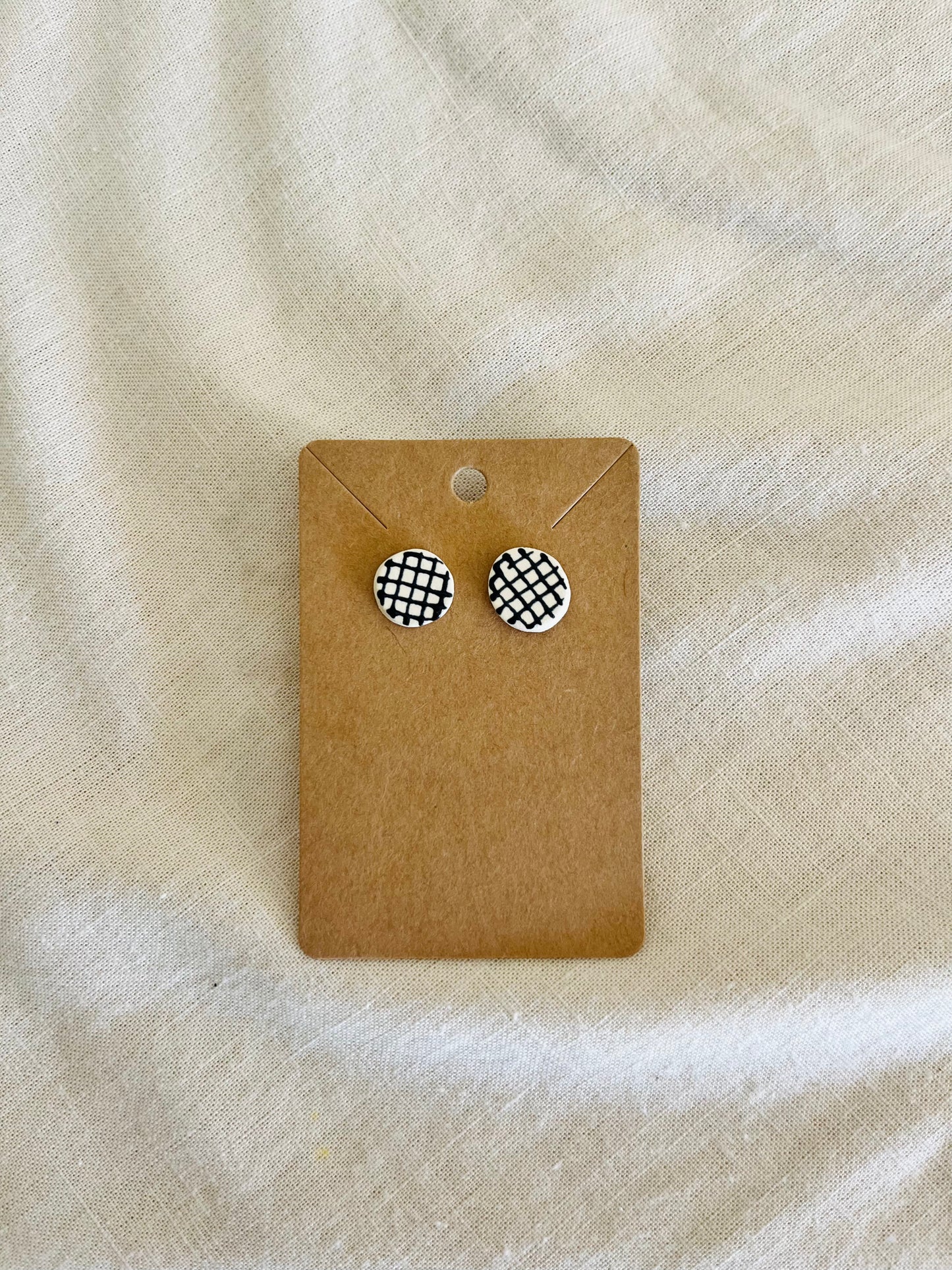 Earrings: studs