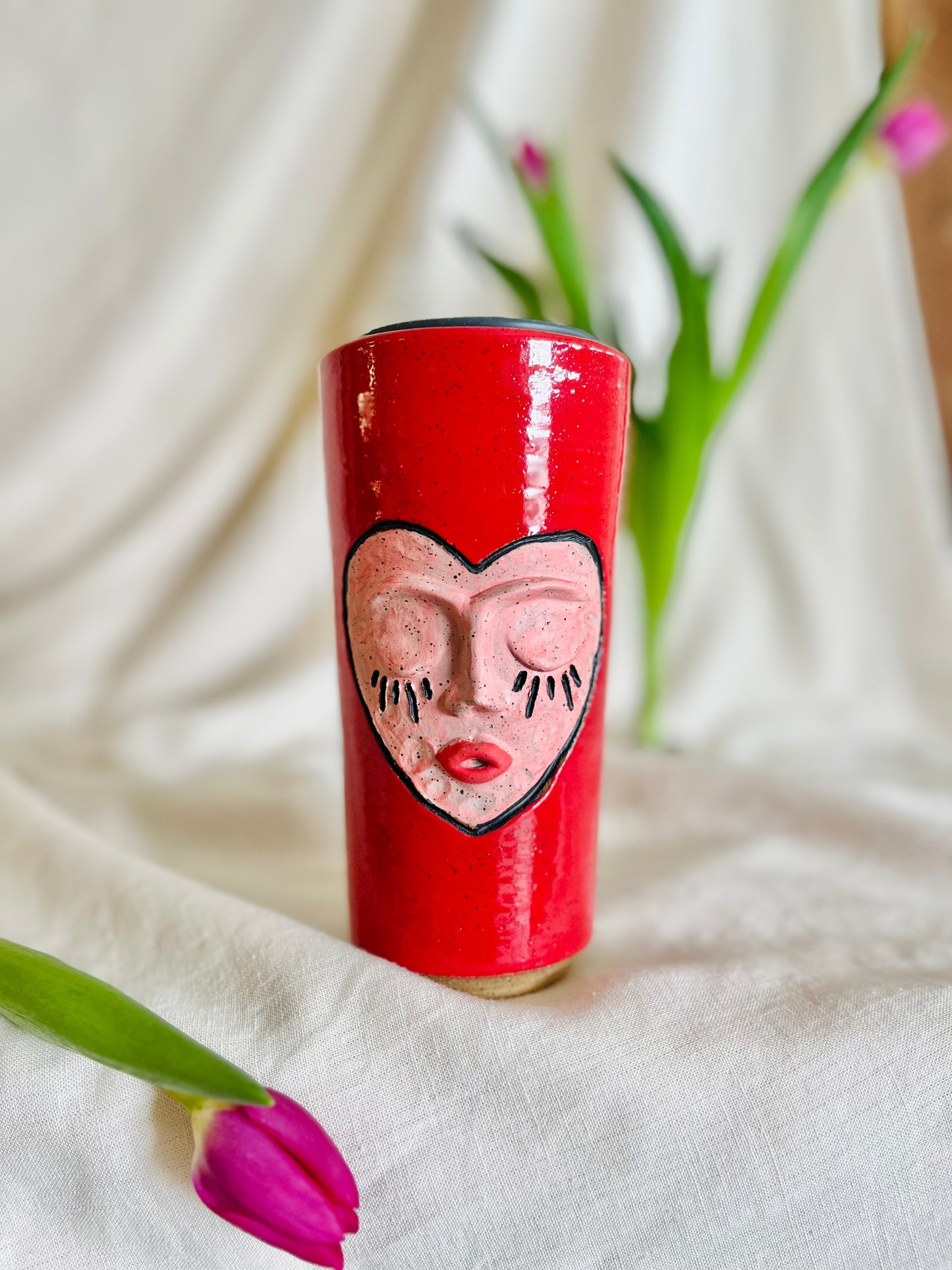 Face Heart Travel Cup